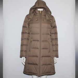 This is a Michael Kors Quilted Nylon Puffer Coat in the taupe color
